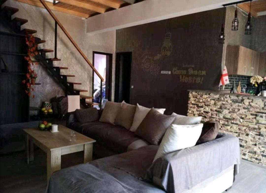 Chase Dream Hostel追梦空间 Batumi Luaran gambar