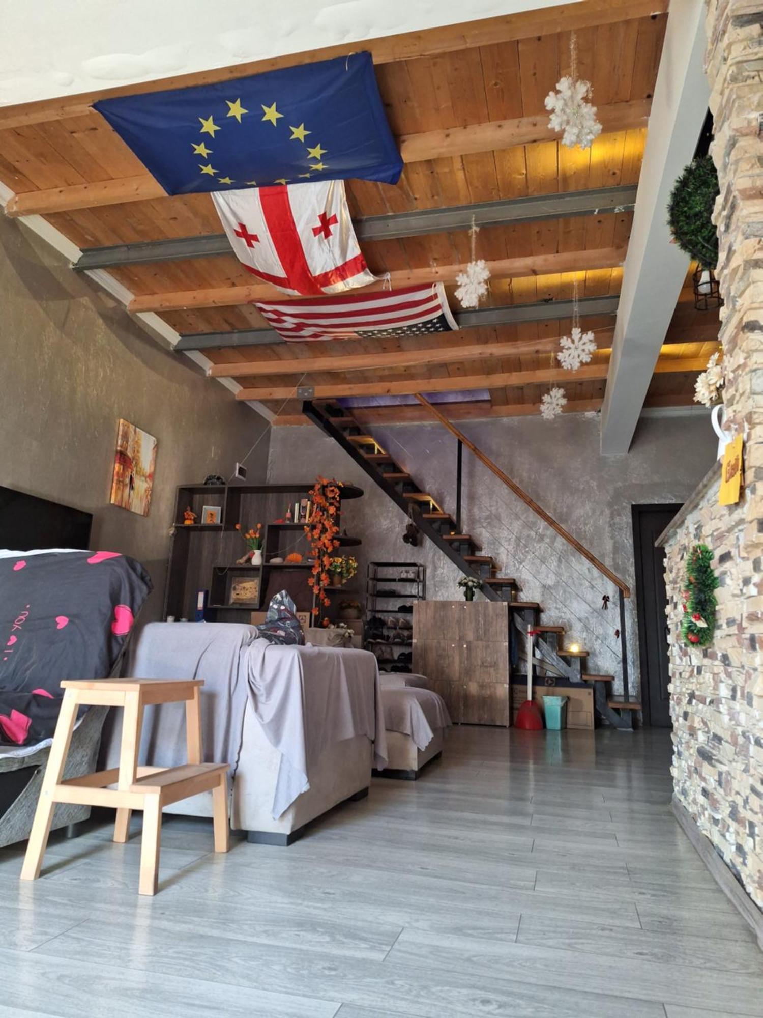 Chase Dream Hostel追梦空间 Batumi Luaran gambar
